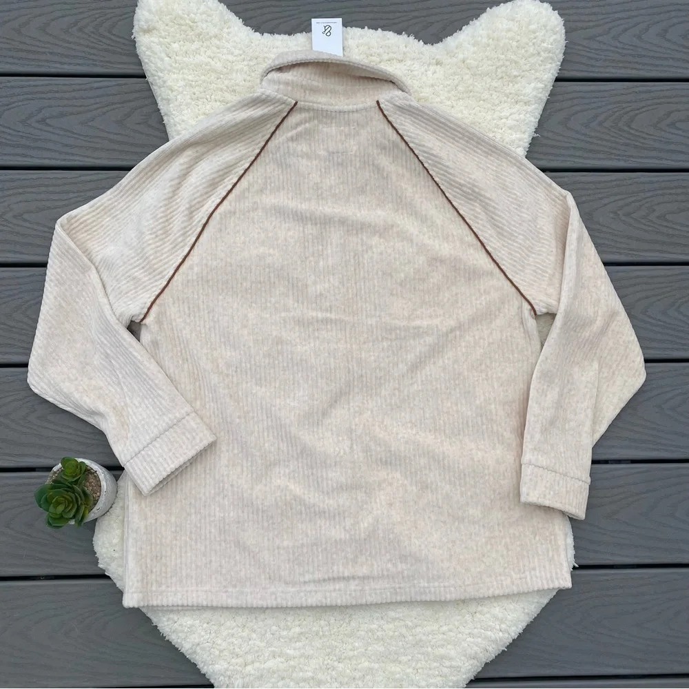 Ribbed Shacket - Picture 4 of 4